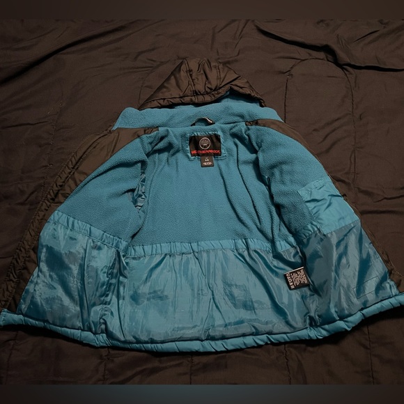 Weatherproof Jacket - Picture 4 of 9